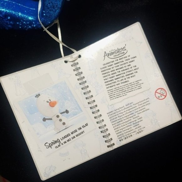 DISNEY Store ANIMATORS Collection 5" ELSA Mini DOLL PLAY SET w/Case New - Picture 9 of 10